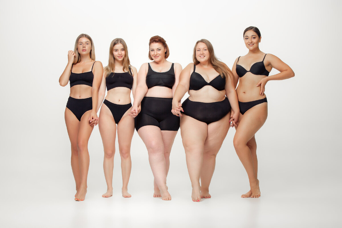 Какую фигуру выбрать. Девушки разных форм. Девушки разных размеров. Curvy Shape Golden. Inclusive Size