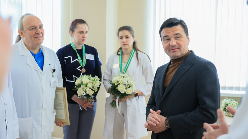    Губернатор Андрей Воробьев на награждении врачей Химкинской областной больницы ©Константин Семенец Пресс-служба Губернатора и Правительства Московской области