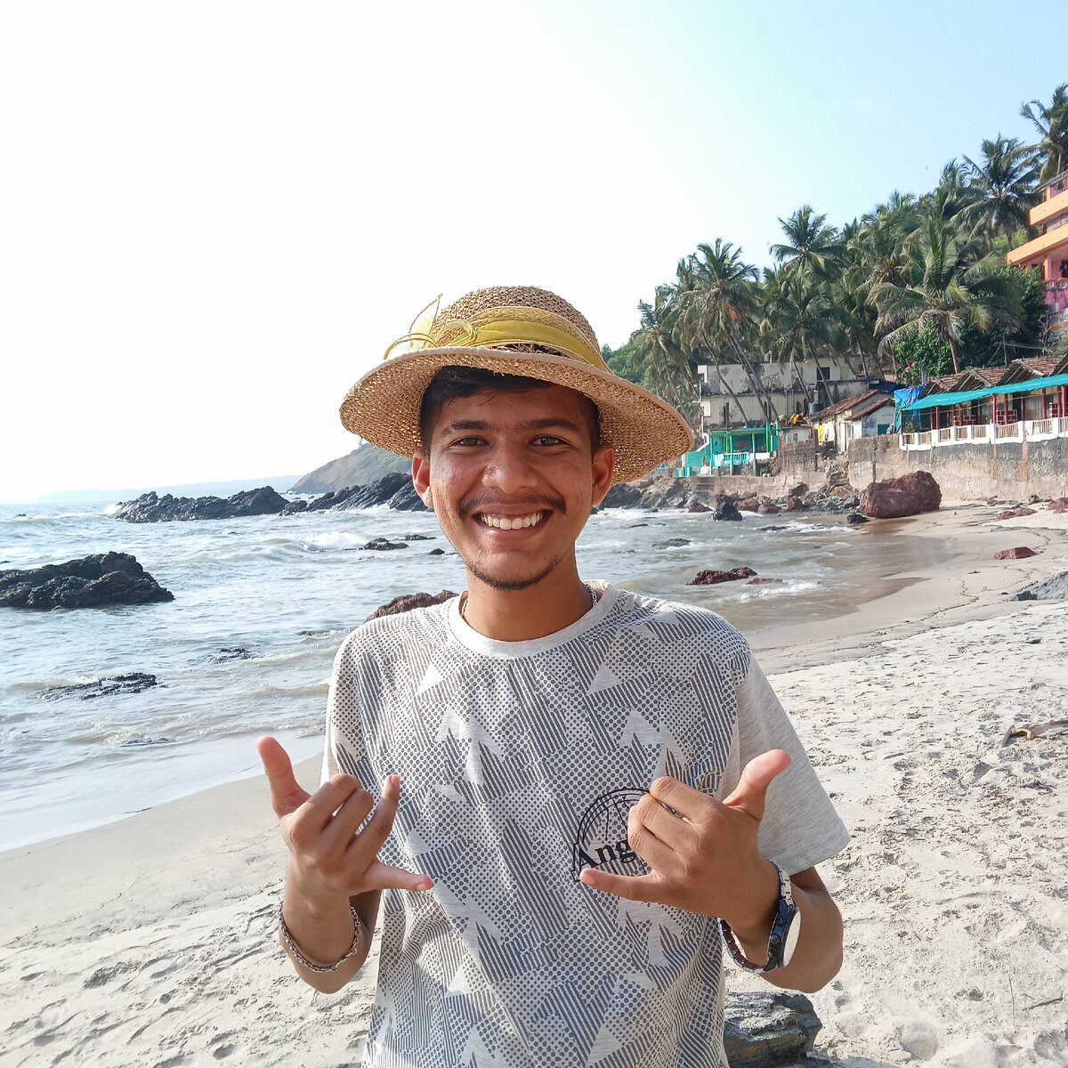 Индийский джентльмен - Ом