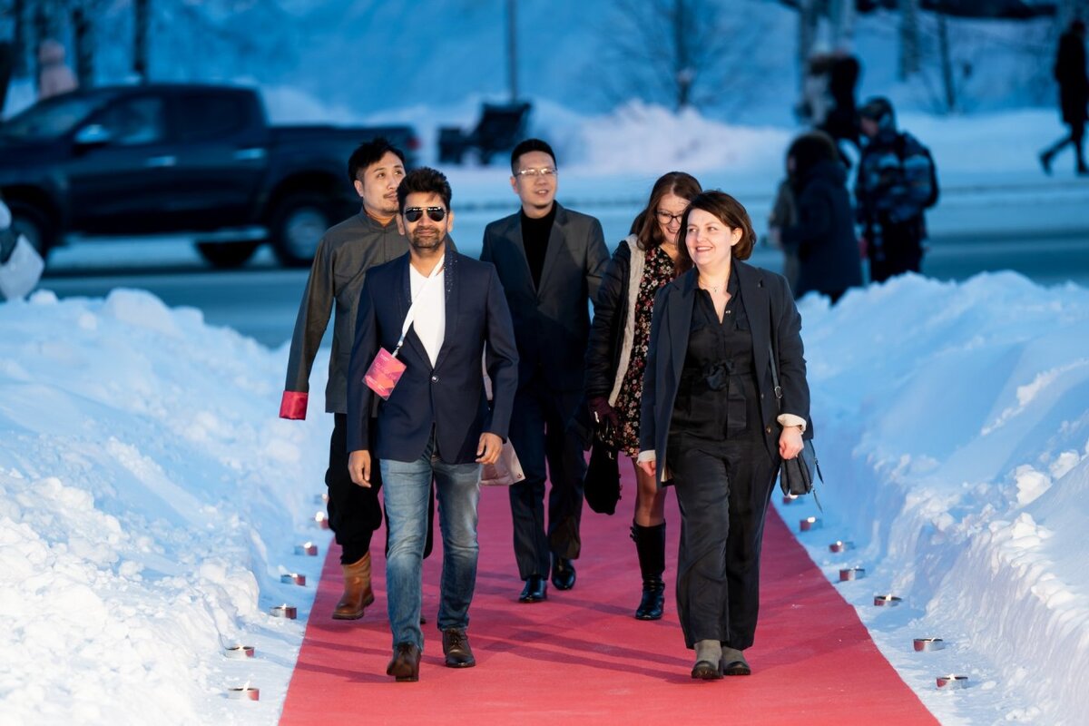 открытие фестиваль дух огня 2022. дух огня хмао. дух огня кинофестиваль открытие. дух огня фестиваль. открытка фестиваля «дух огня» 2023.