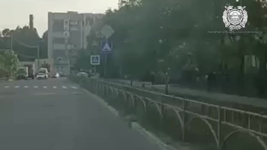    В Брянске ГИБДД показала видео опасной погони за пьяным мотоциклистом по дворам, пешеходным улочкам, мимо детсадов и школ avchernov