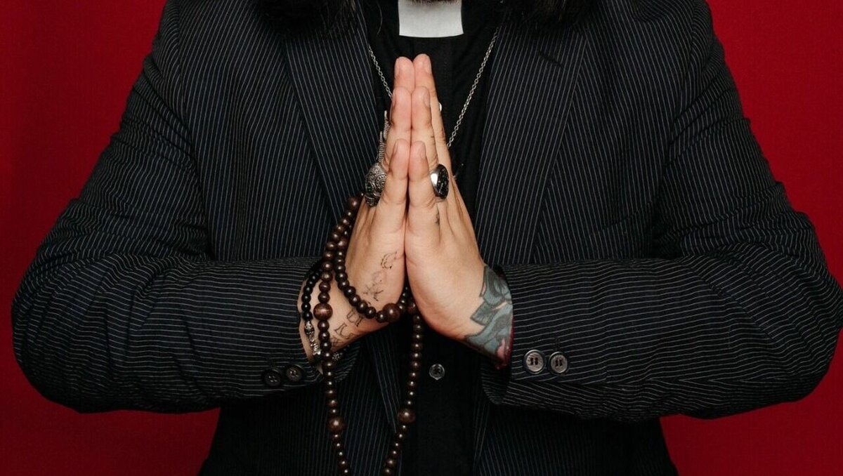     NewsNN пообщался с нижегородским экстрасенсом Артемием Никара. В интервью он рассказал, кто и по каким вопросам обращается чаще всего, где находятся самые мистические места, а также попытался предсказать, когда закончится СВО и кто победит на выборах главы региона в 2023 году.