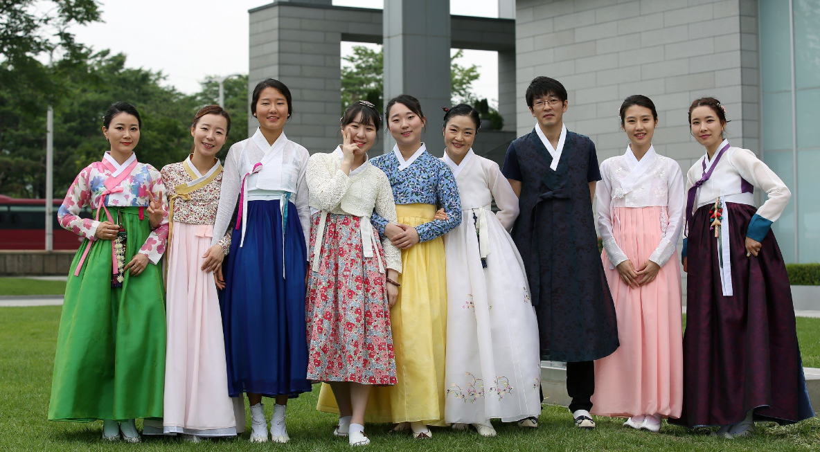 Южная Корея ханбок (национальная одежда)