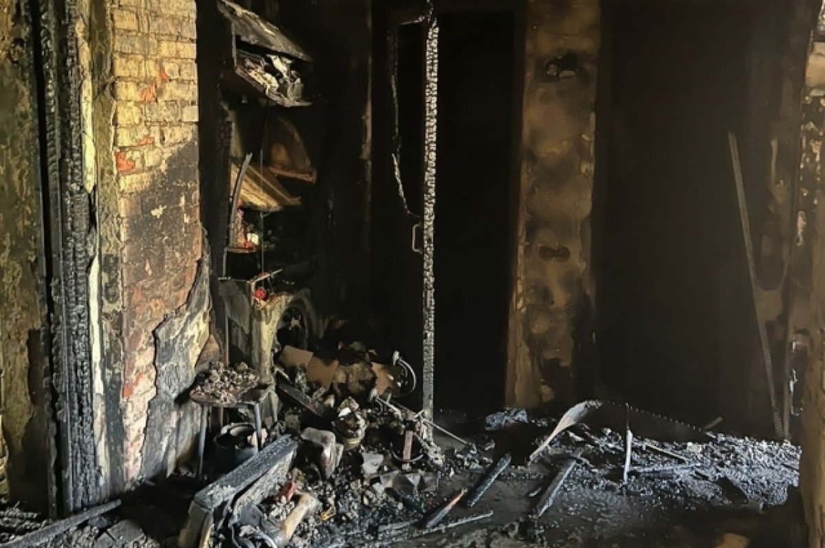    В Самаре на пожаре погиб мужчина, пострадали 2 взрослых и девочка-подросток