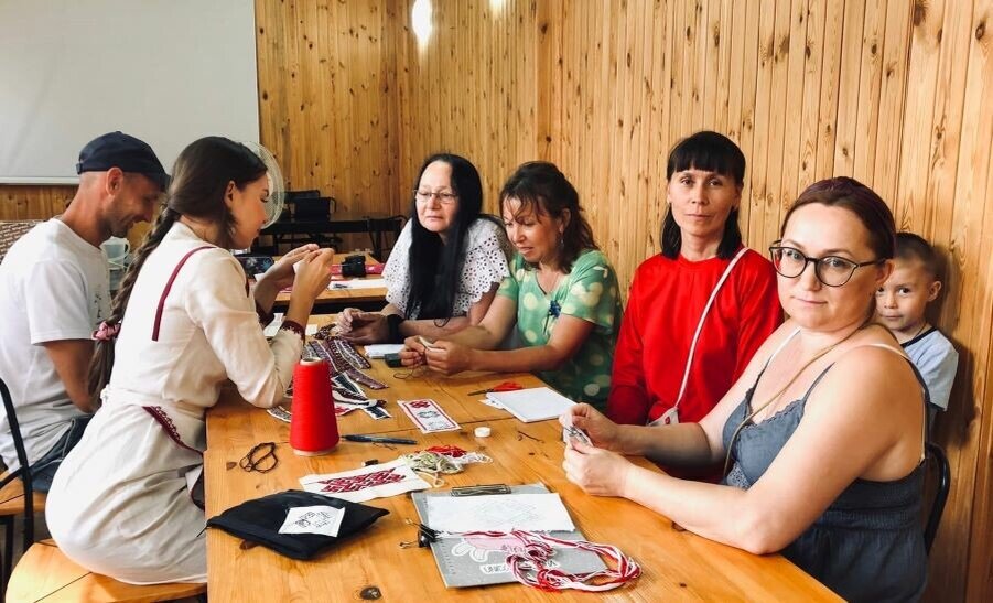 
Интенсив по марийскому языку в разговорном клубе. Фото: из открытых источников vk.com