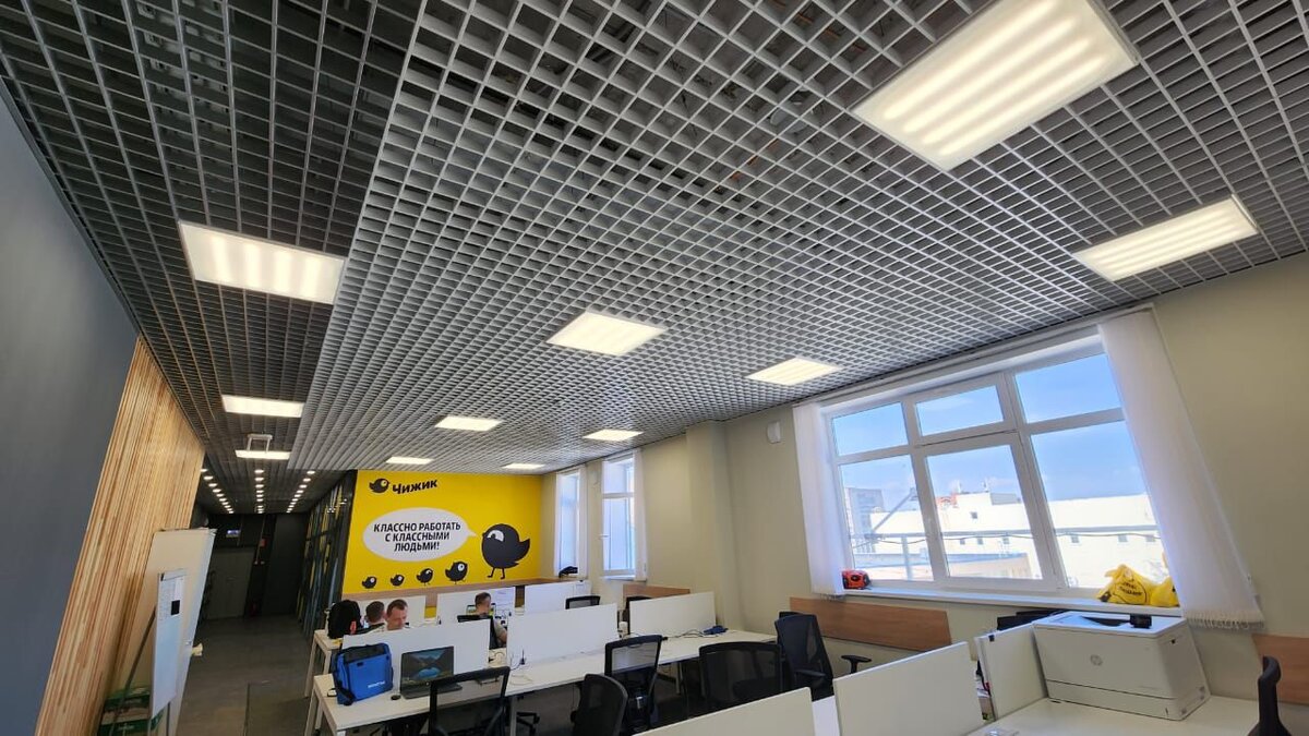 Кейс FAROS LED: освещение офиса торговой сети «Чижик»