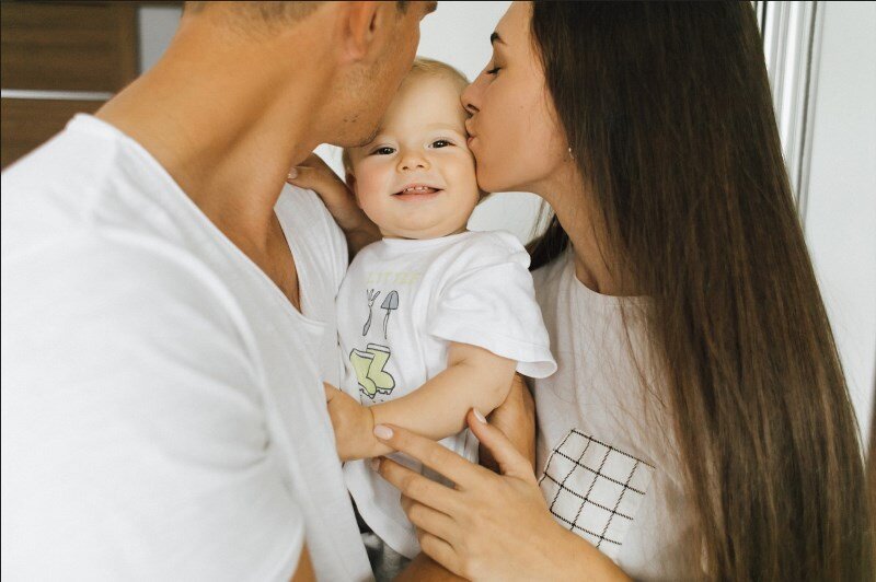    Малыш только осваивает мир, его нужно учить всему Екатерина Карпенко