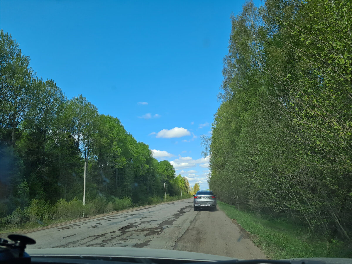 На машине из Санкт-Петербурга в Смоленск и обратно. Два маршрута и немного  про псковский сепаратизм в развитие внутреннего туризма | Семь вёрст не  крюк | Дзен