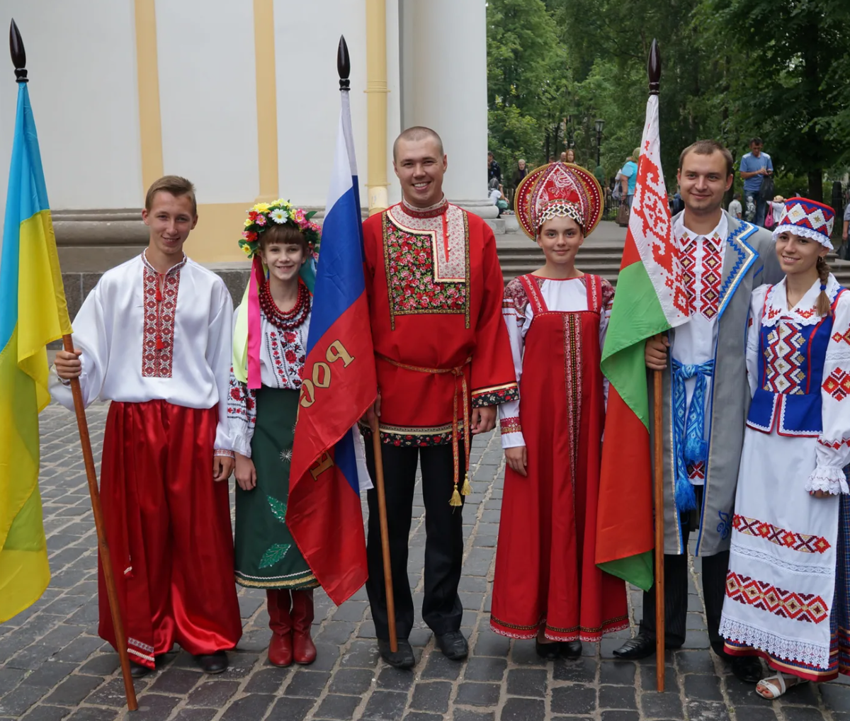 Славянские народы. Братские славянские народы.