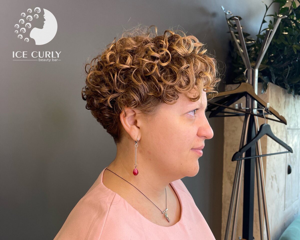 Наконец, короткие стрижки - очень красивы!