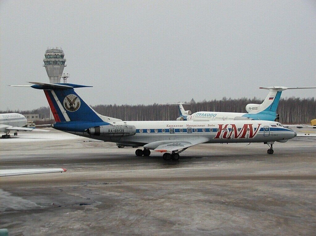 Мин воды авиакомпания. Ту-134 Черномор. Ту 204 Кавминводыавиа. Ту-154 Кавминводыавиа. Ту-134 КМВ В Минеральных Водах.