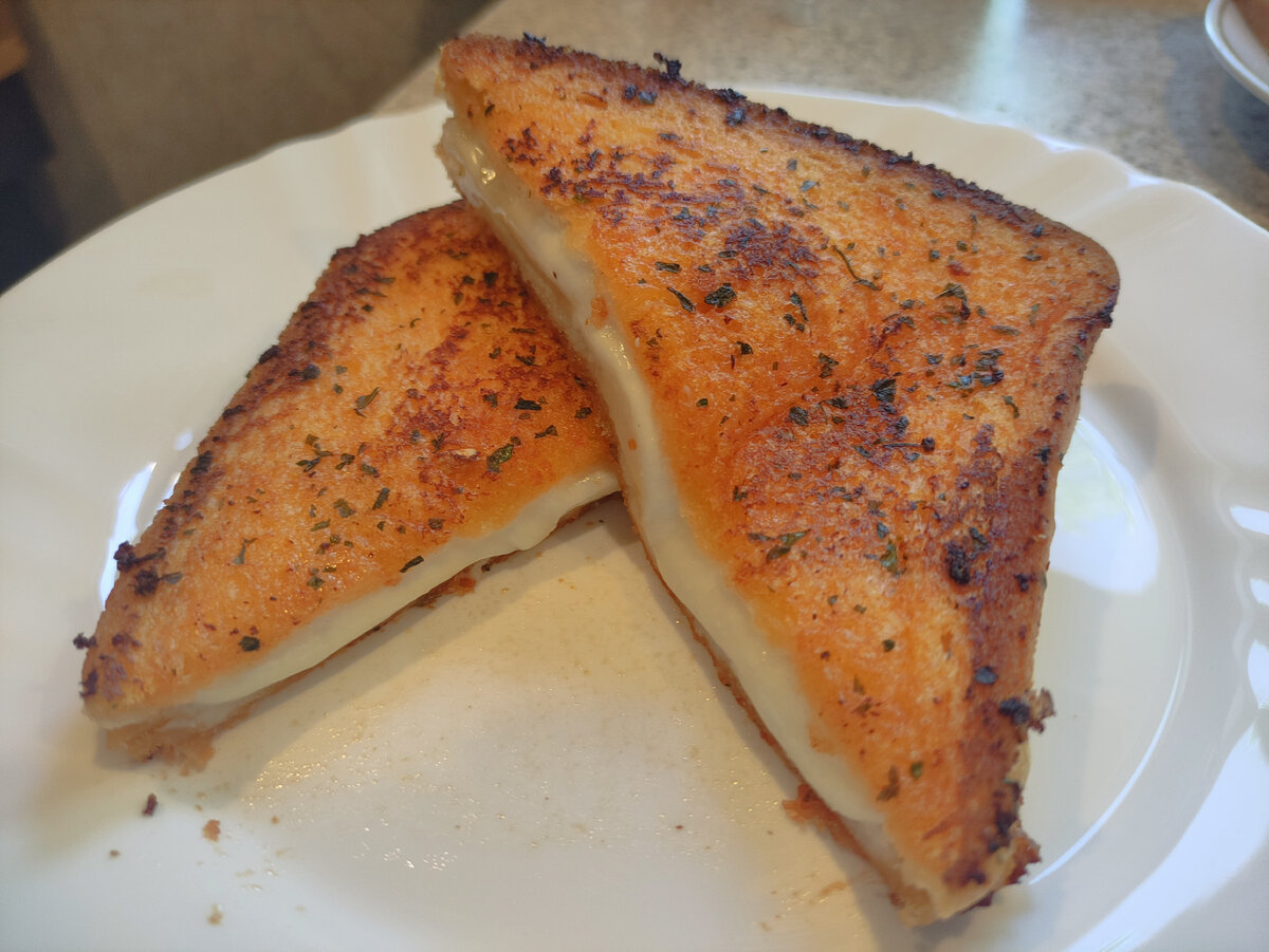 Бутерброды на завтрак - простые и вкусные рецепты