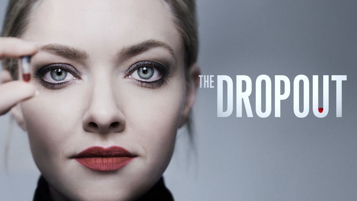 Это сводящее с ума, захватывающее, а временами поразительно забавное воссоздание истории, которая казалась бы слишком абсурдной, чтобы быть правдой, если бы мы не знали иного.The Dropout (2022) — восьмисерийный сериал, основанный на реальной истории Элизабет Холмс, основателя и генерального директора Theranos. Theranos — это стартап-единорог из Силиконовой долины, который когда-то оценивался в 9 миллиардов долларов. Затем компания упала после того, как стало известно о многочисленных сообщениях о мошенничестве со стороны Элизабет Холмс и главного операционного директора Санни Балвани.