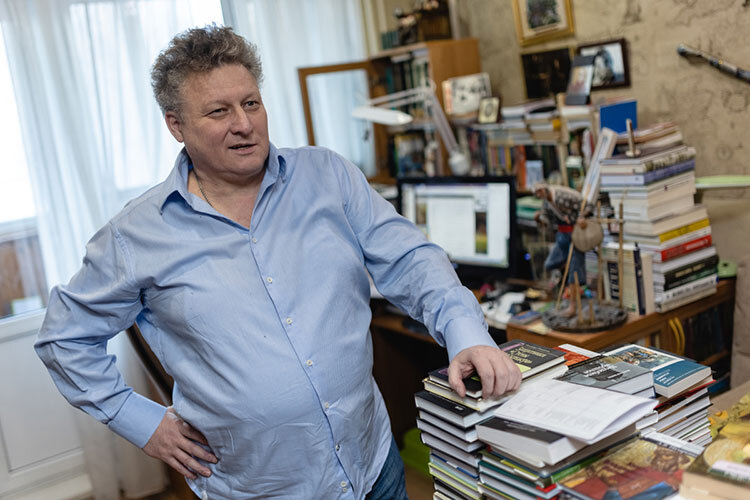  Доктор исторических наук, ведущий научный сотрудник Института истории им. Марджани АН РТ Искандер Измайлов продолжает разговор с читателями «БИЗНЕС Online» о более чем тысячелетней и многообразной татарской истории Фото: «БИЗНЕС Online»