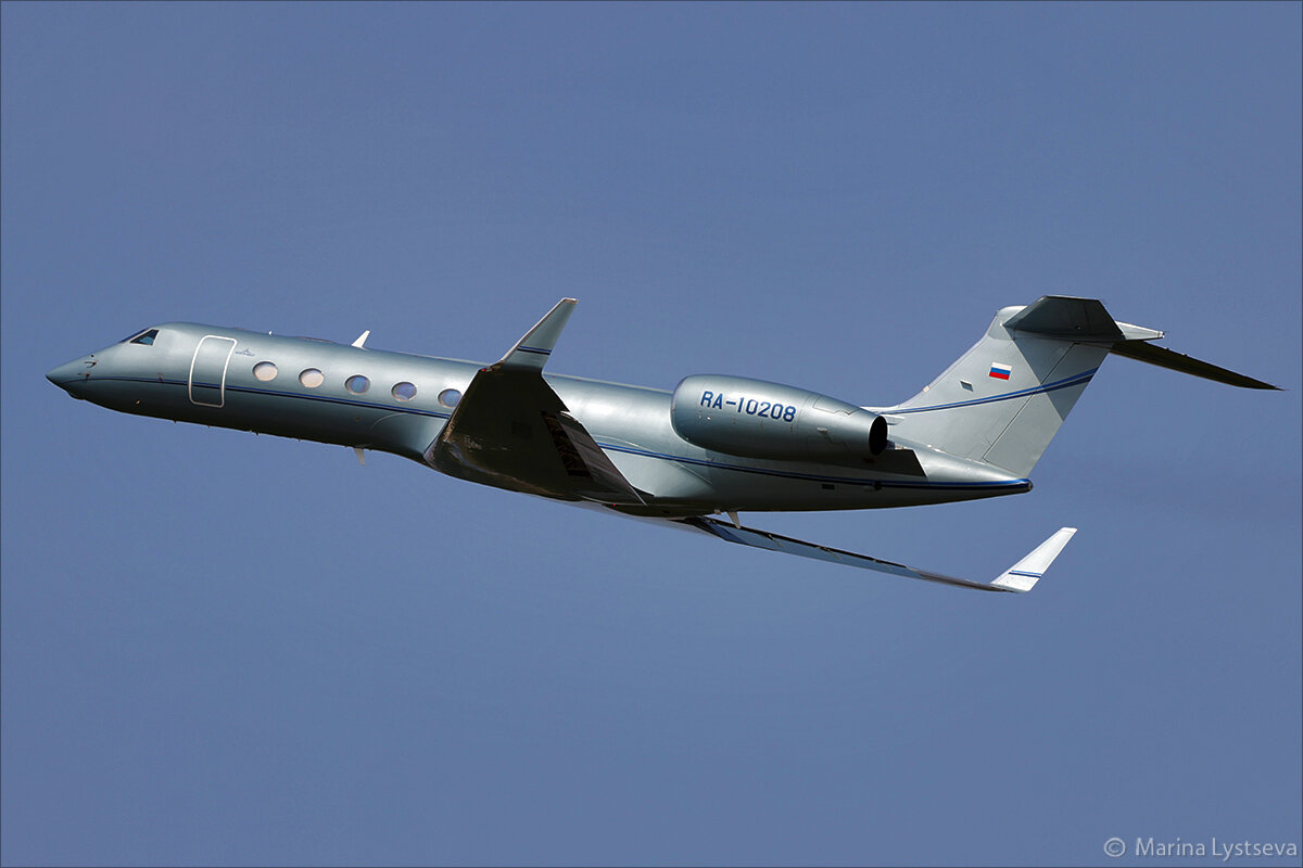 Gulfstream G550 RA-10208 
