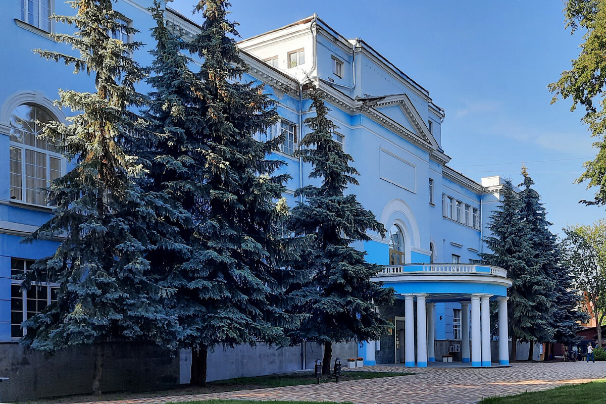 Фото ph_zakharenkova июнь 2023. Улица Прянишникова, д.19