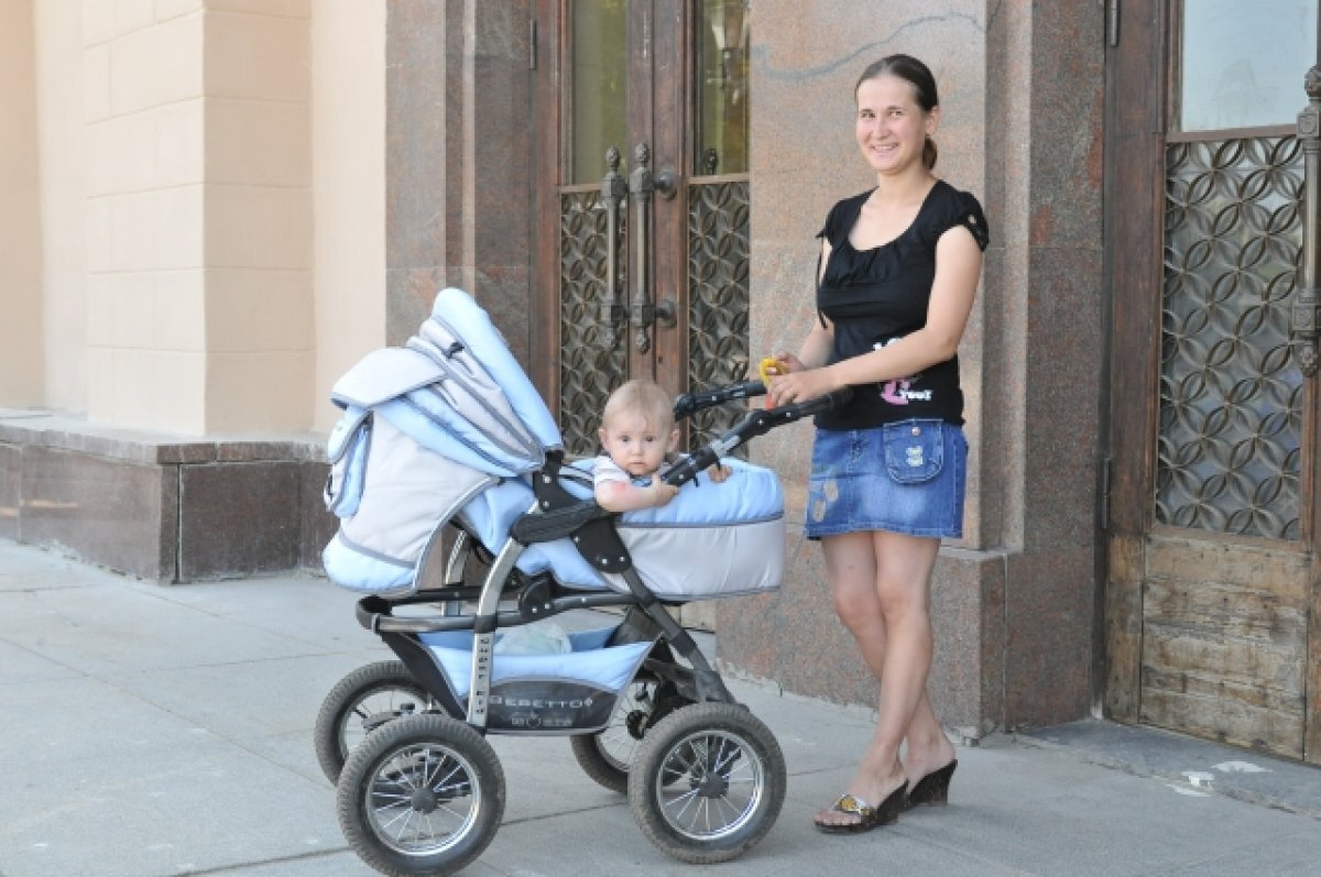    В Тверской области на пособия для родителей направлено 2 млрд рублей