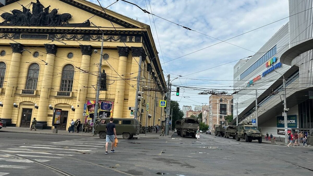     Центр ЧВК «Вагнер» снова заработал в Ростове после вооруженного мятежа, пишут СМИ.