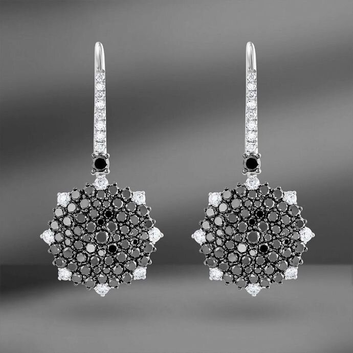 Цветные камни в ювелирных украшениях: минералы цвета ночи | Emporium ...