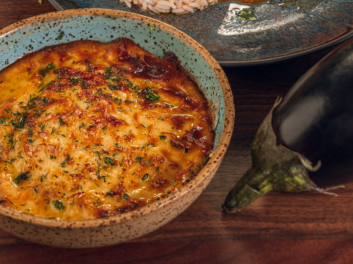 Блюдо Мусакас / ресторан Порто Миконос