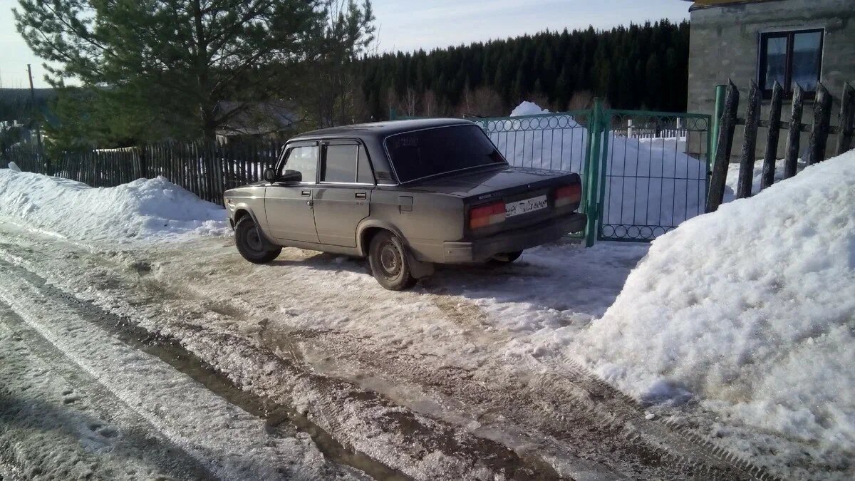 Сосед внаглую паркует свой автомобиль рядом с вашим забором и не реагирует  на замечания. Как проучить его и отвадить от этого? | Дачный СтройРемонт |  Дзен