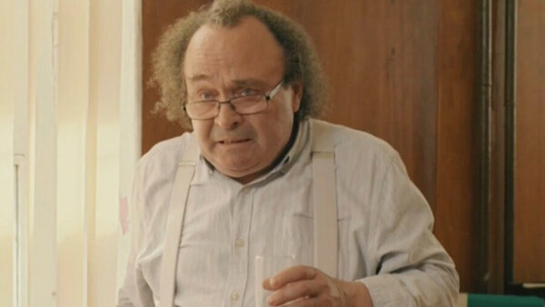 "Интерны": что произошло с пятёркой актёров, которые дарили нам хорошее настроение? Кадр © "Интерны". Режиссёры Максим Пежемский, Заур Болотаев, Милан Килибарда, сценаристы Александр Кагарманов, Максим Пешков, Сергей Нотариус / Kinopoisk.ru 