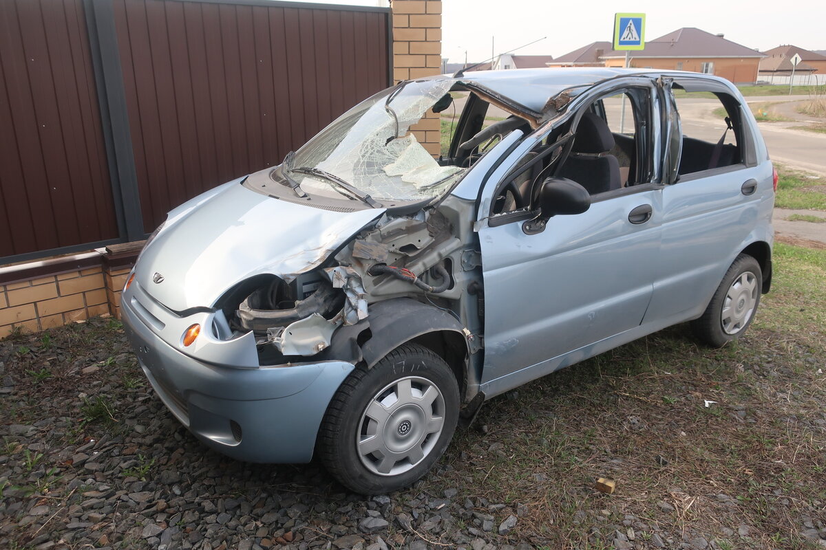 Немного поторговался и забрал у бабушки Daewoo Matiz. Показываю, что за аппарат мне достался и сколько в итоге обошёлся по цене