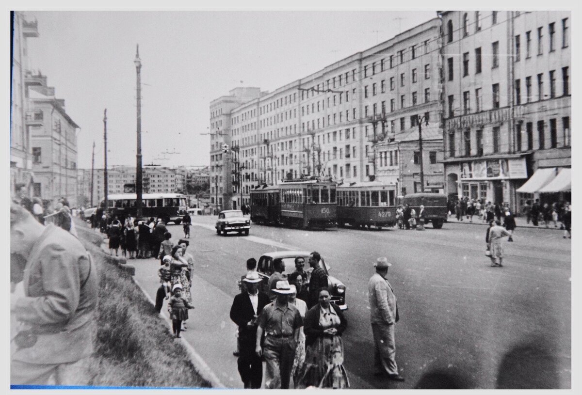 Старая преображенка. Преображенская площадь 1950. Кинотеатр Орион Преображенская площадь. Преображенская площадь 1930. Старая Москва Преображенская площадь.