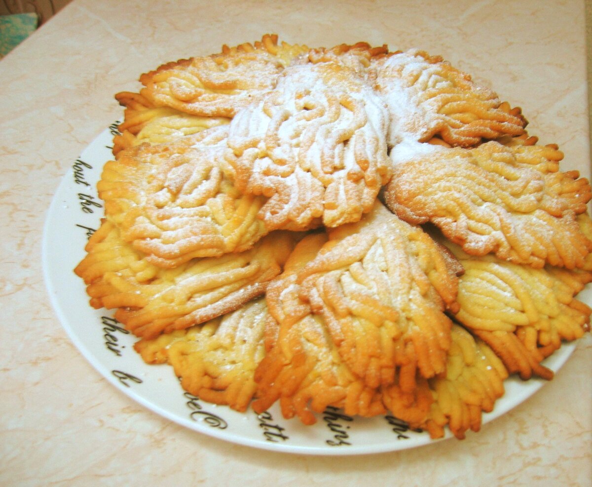Песочное печенье через мясорубку - Хризантемы - пошаговый рецепт с фото на Готовим дома
