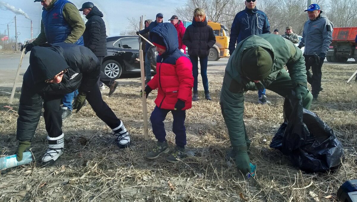     Месячник чистоты в Омске продлится до 7 мая. Еженедельно буду проходить средники и субботнки.