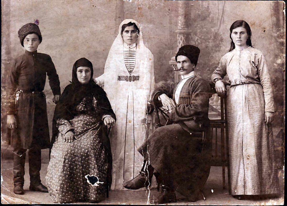 Семья род народ. Народы Кавказа 19 века осетины. Чеченцы 19 век. Кумыки 19 век.
