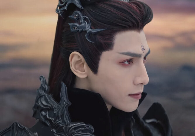 Ло Юнь Си в роли Повелителя демонов. Скриншот из дорамы.