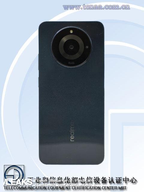    Базовый realme 11 показали на первых официальных снимках