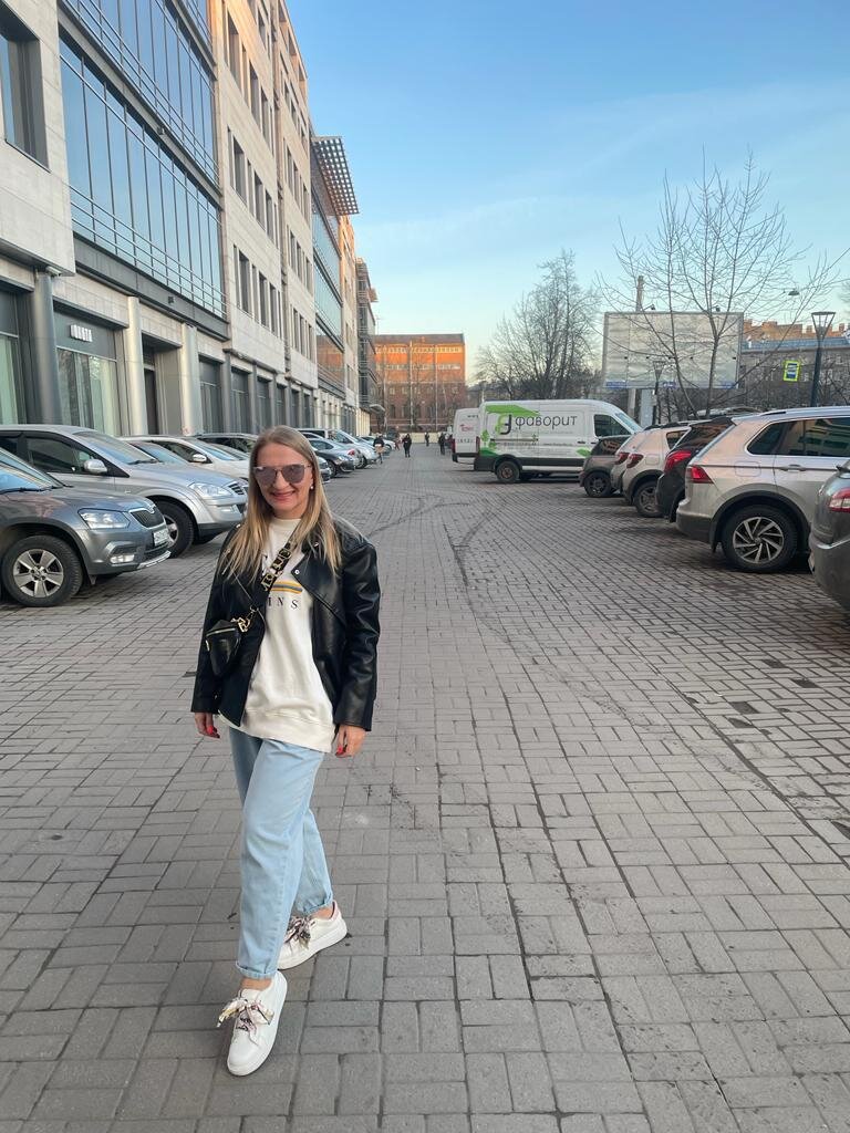 Фото: УСАДЬБУШКА. Перед вами дама с диагнозом, осталось выяснить с каким:)