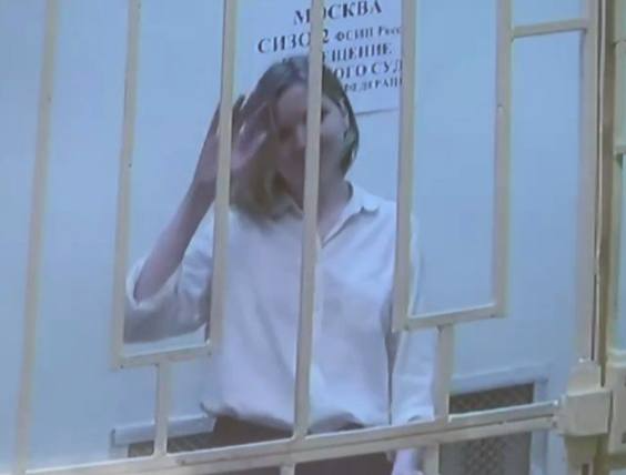 Дарья Трепова в зале суда. 