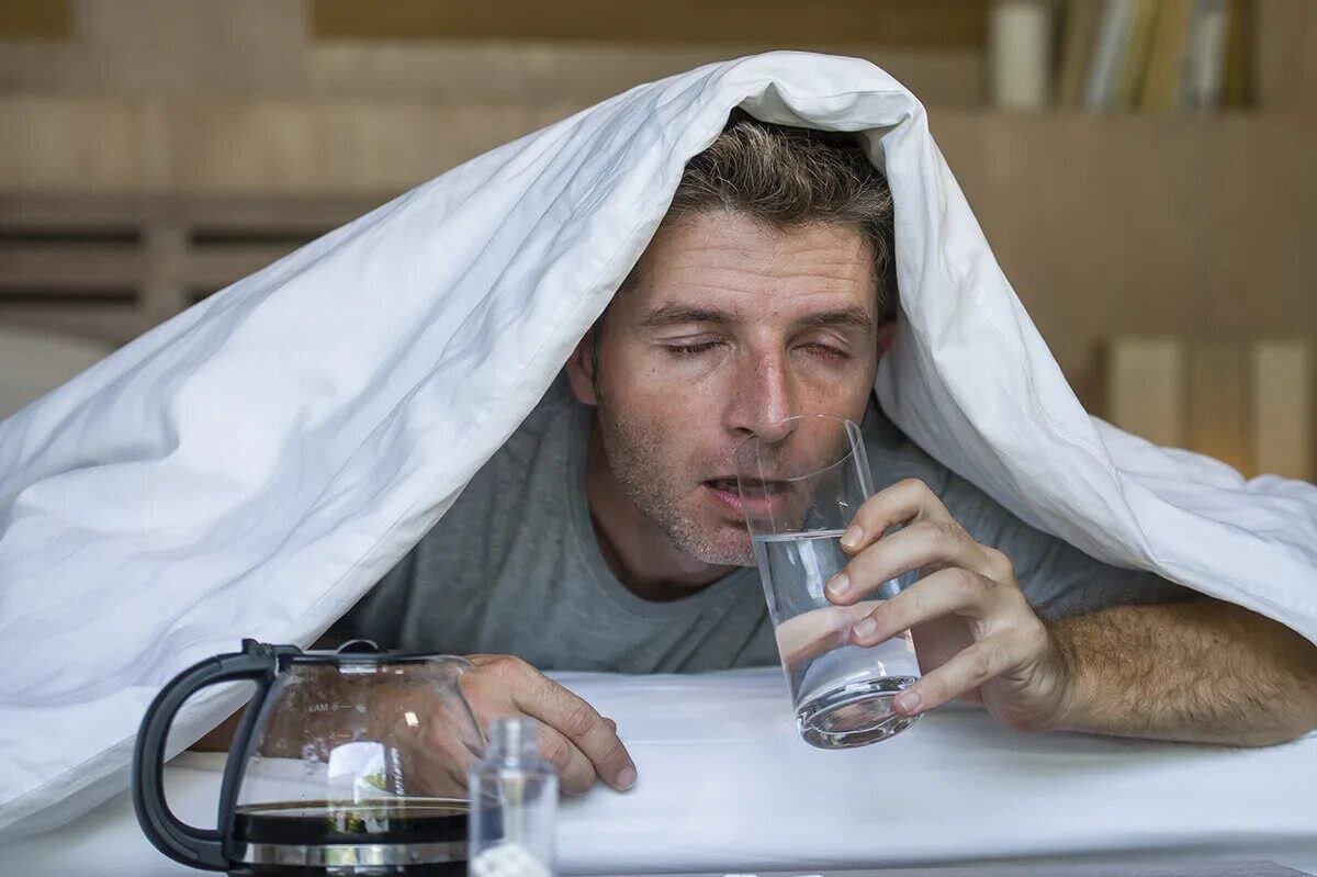     Поговорим о наболевшем: почему похмелье называют "бодуном"?