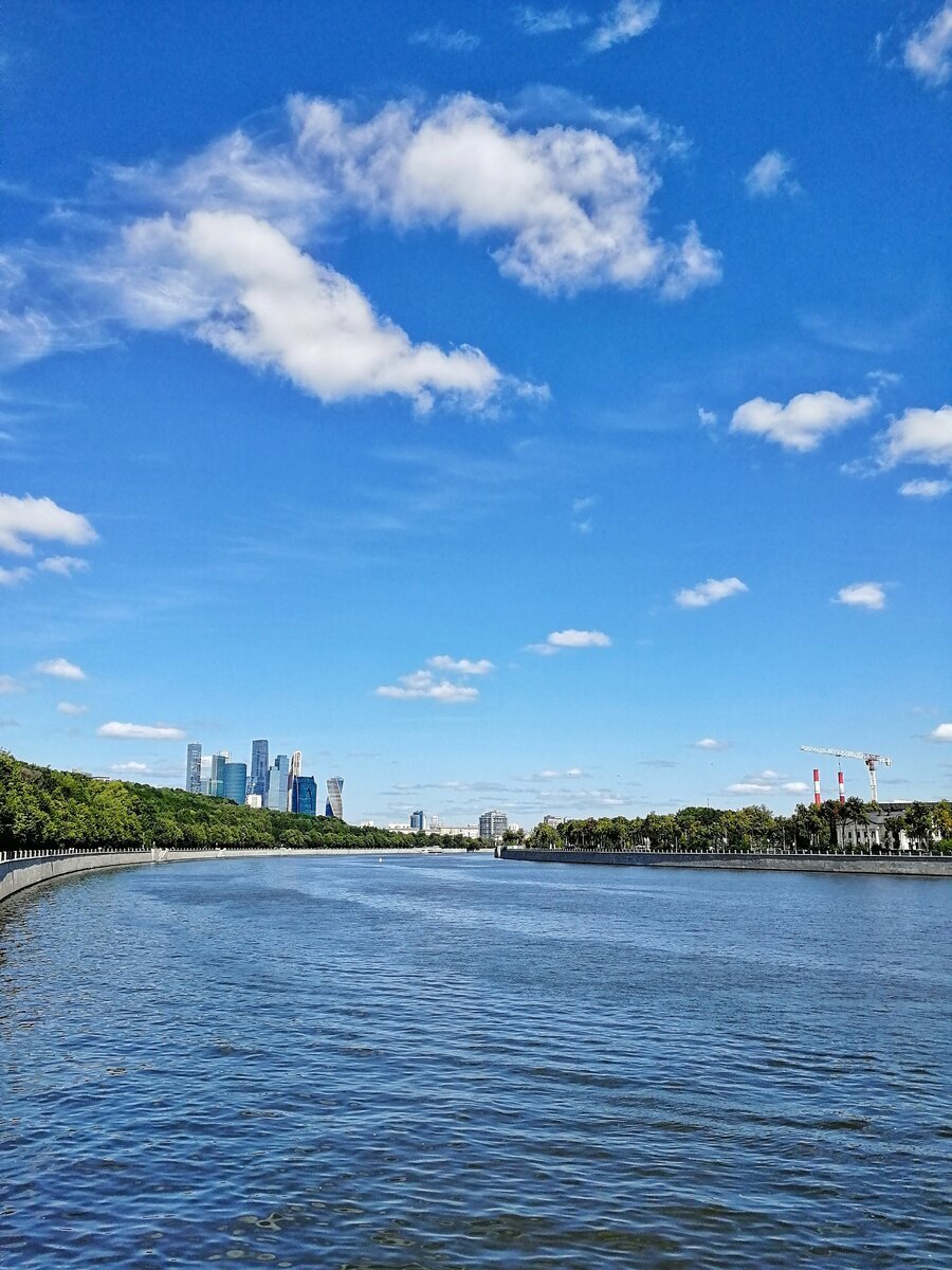 Город москва основан на берегах какой реки. Речка Москва речка. Река Волга в Москве. Реки Москвы. Москва река на Руси.