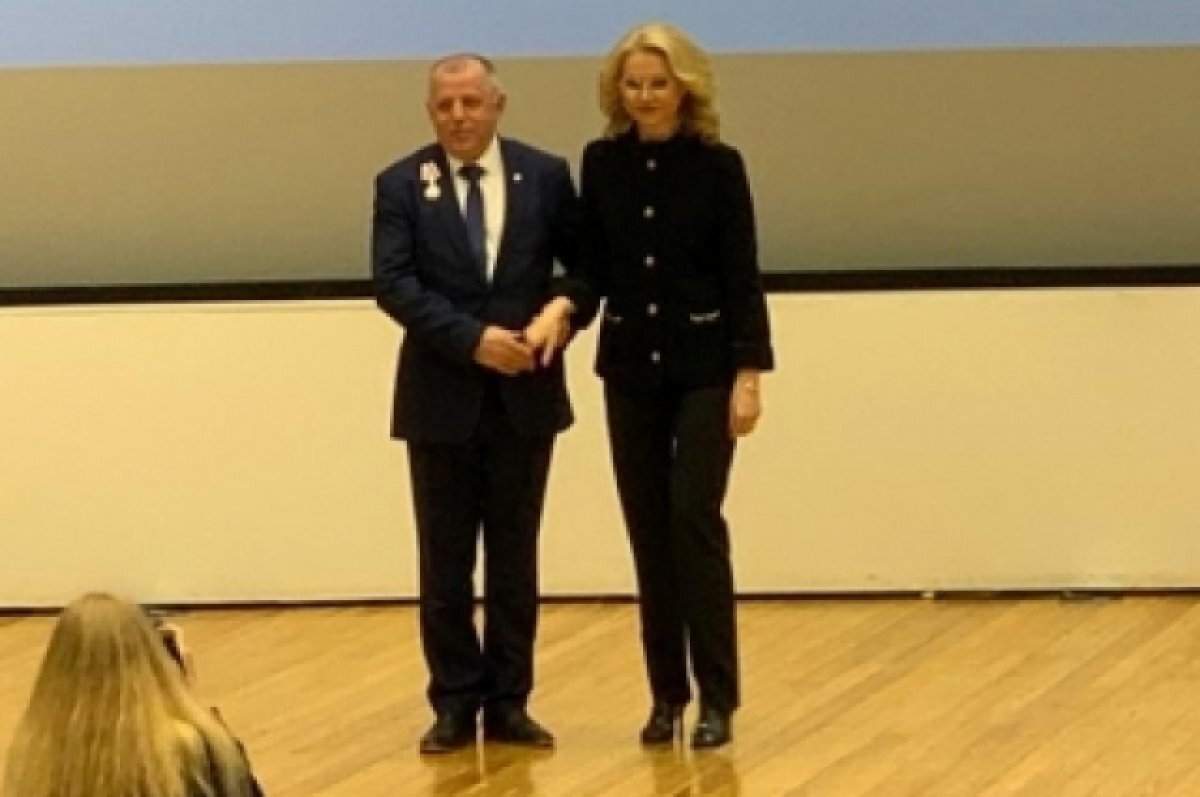    Главврач Коми республиканской больницы Абакаров награждён орденом Пирогова