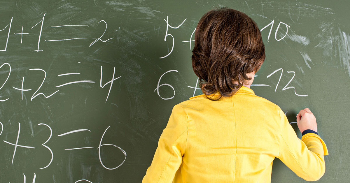 Жизнь простая математика. Жизнь простая математика. Наука математика. Думает над математикой. Жизнь простая математика.