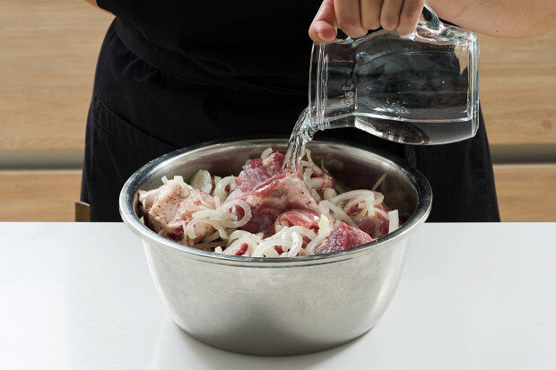 Жареное мясо — рецептов с фото пошагово. Как жарить мясо на сковороде?