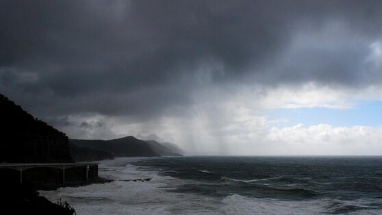    Спасатели предупредили о сильных дождях и подъеме рек в Крыму Алина Городниченко