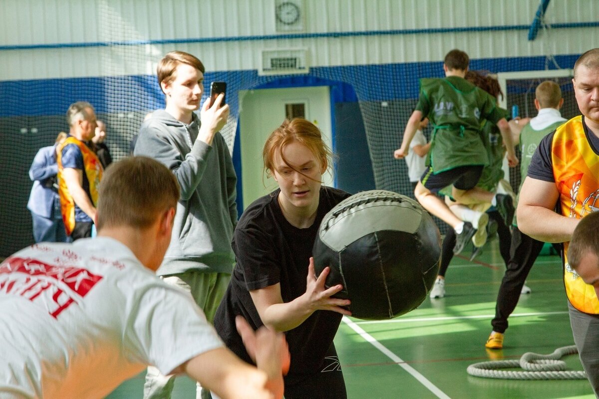    Студенты СПК победили в Первой городской студенческой спартакиаде ZOV