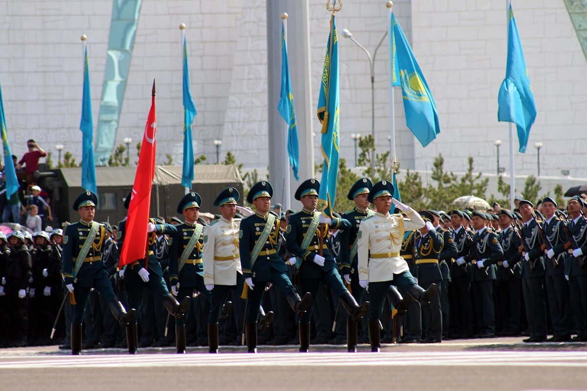 парад победы в казахстане