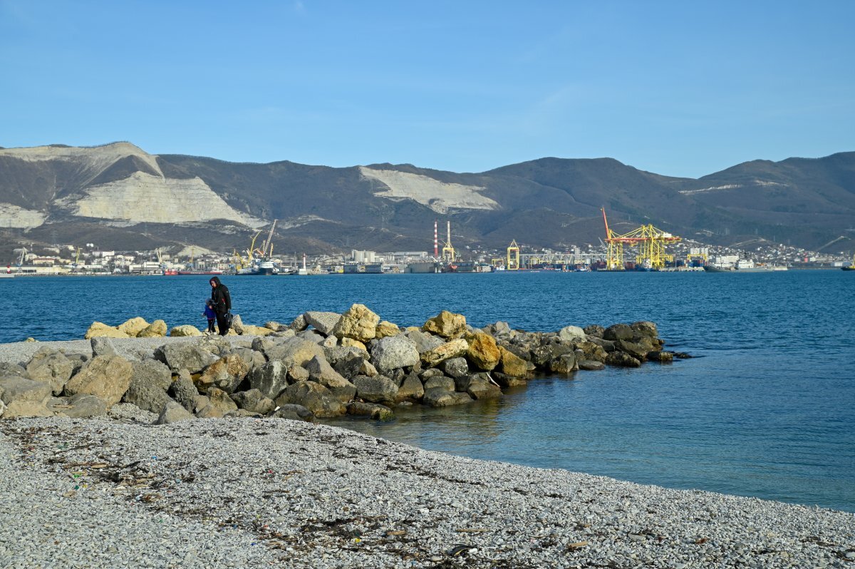    На территорию в/ч в Новороссийске проникли двое мужчин, один убит