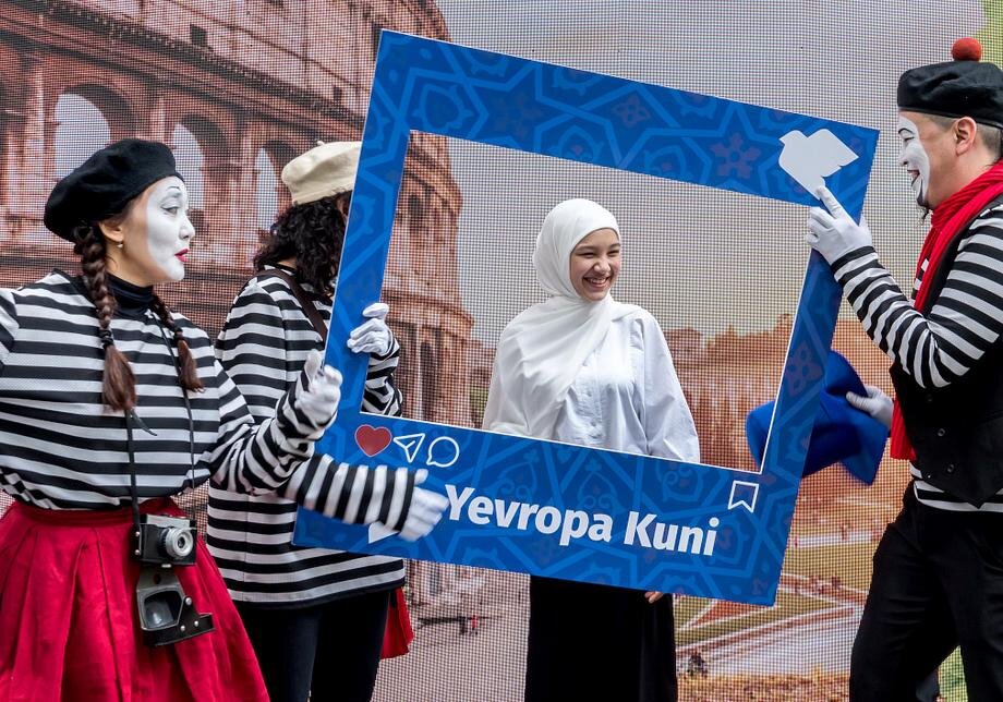 На открытии фестиваля. Фото Андрея Кудряшова / «Фергана»