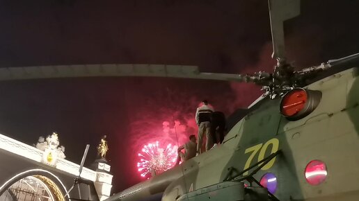 26 мая вднх. День Победы на ВДНХ. Салют на ВДНХ. Фестиваль к Дню Победы ВДНХ. Салют 9 мая