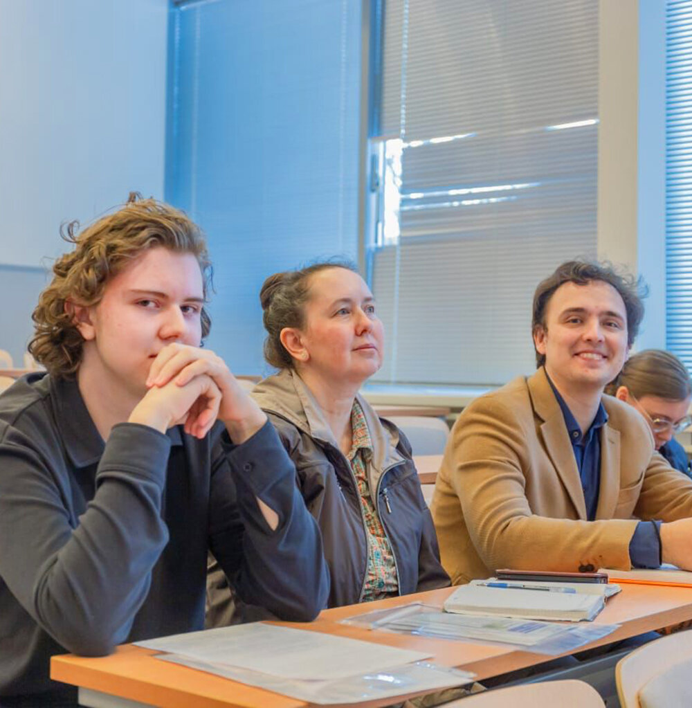 родители имеют право. представитель родителей в школе. будущее школьной жизни. представитель родителей в школе. подростки и родители.