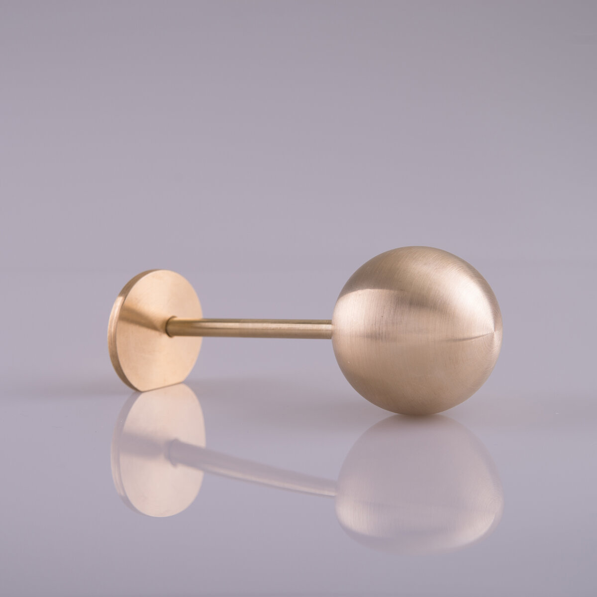 На фотографии изображена булька 50 мм