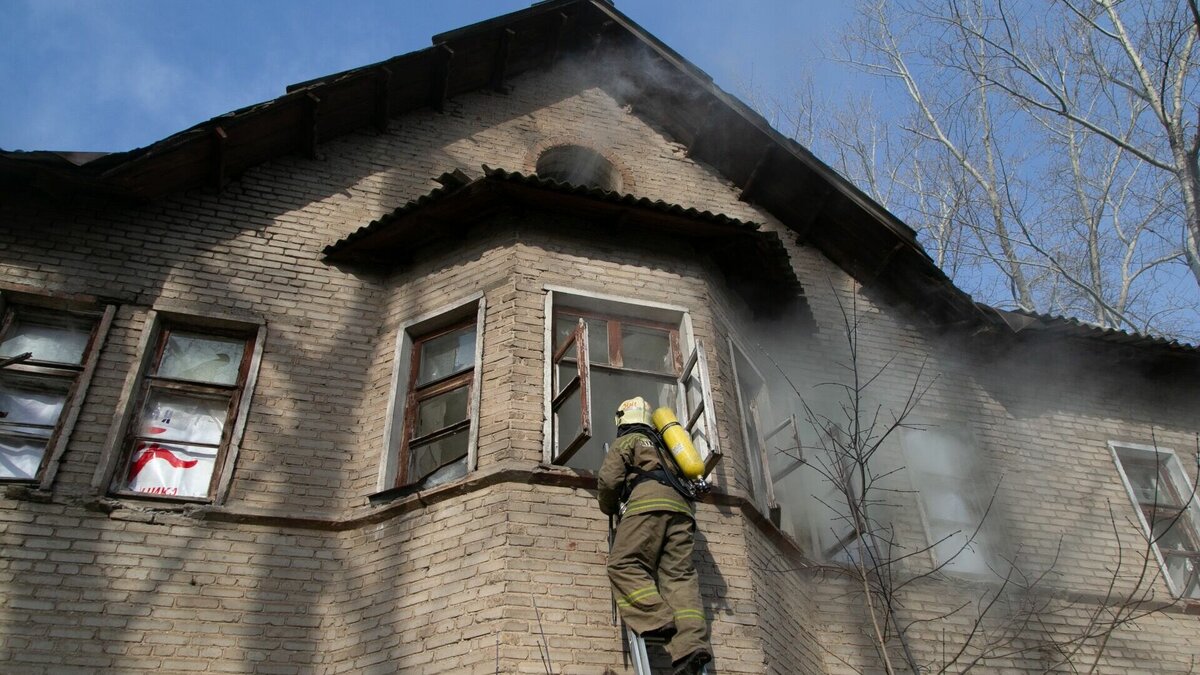 Карта выжить в горящей постройке