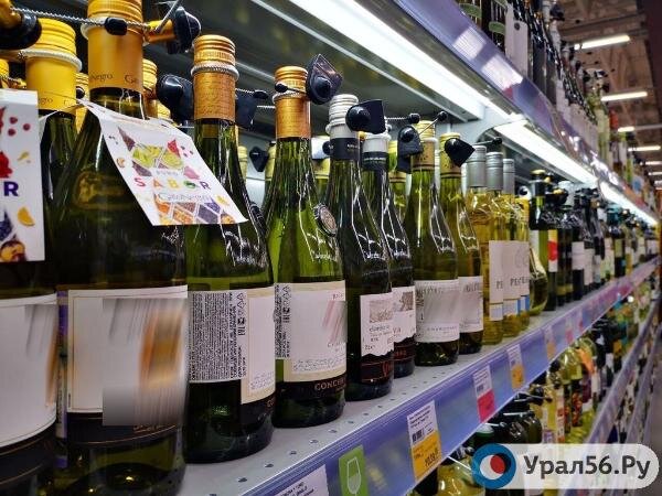    В России могут запретить продажу алкоголя в жилых домах в ночное время